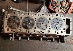 ГБЦ 4HK1 NPR75/NQR90/FSR90 8981706190 ISUZU, вид сверху