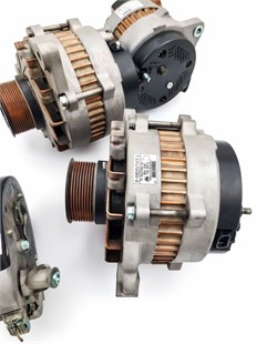 Генератор 6HK1/FVR34 Isuzu 8980134631 8980134631