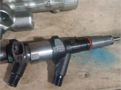 Форсунка топливная Isuzu 8982448601