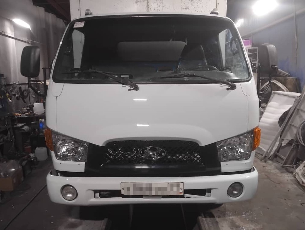 Полная покраска грузовой кабины после ремонта на примере Hyundai HD78